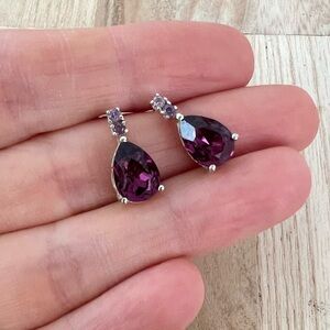 STS 925 Sterling silver purple pear shaped earrings on posts